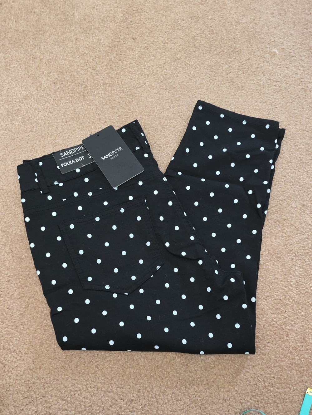 Black Polka Dot Capri Pants,18